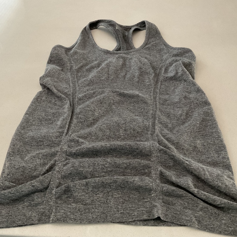 Work out tops